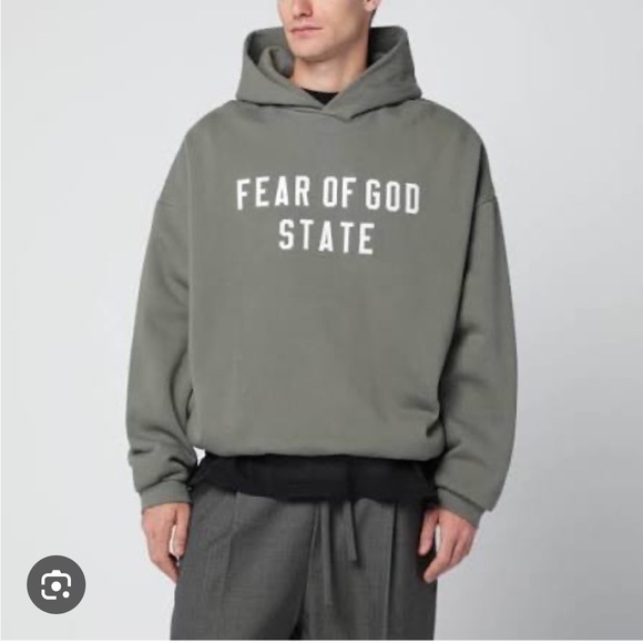 Essentials Fear of God State Hoodie in moss 10 big kids - Picture 3 of 13